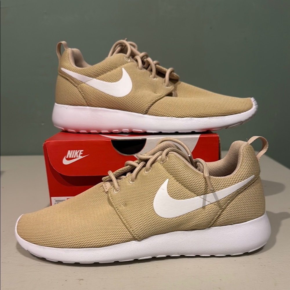 Nike Women’s Roshe Run One “Desert Ore” Multiple Sizes